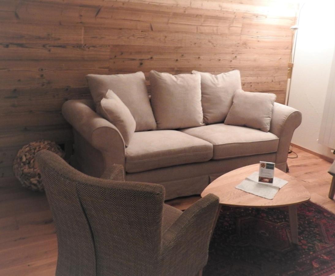 Spescha Hotel 3*