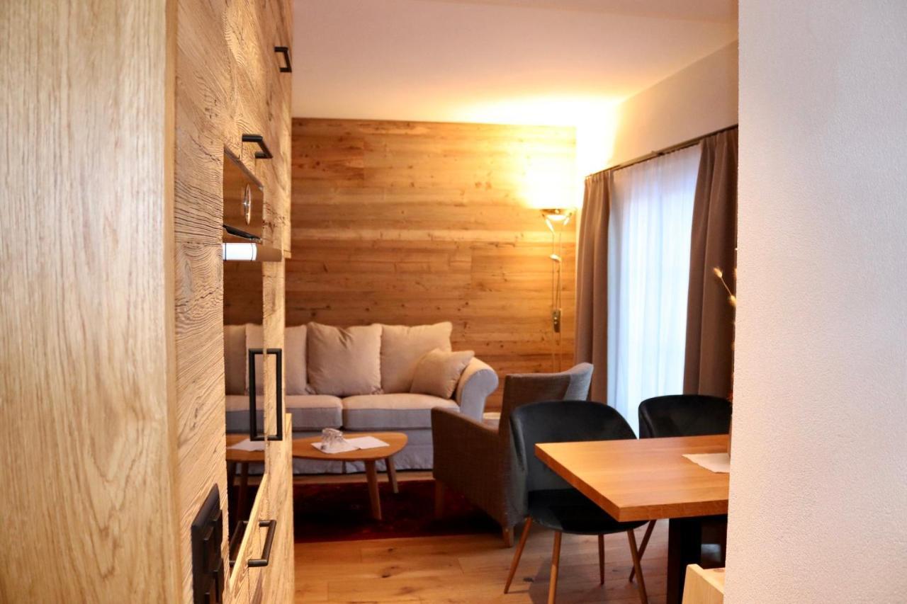 Spescha 3*